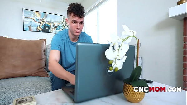 Agent CIA motywuje hakera do przekazywania informacji, pozwalając mu ją uwolnić – Sadie Rose | CNCMOM