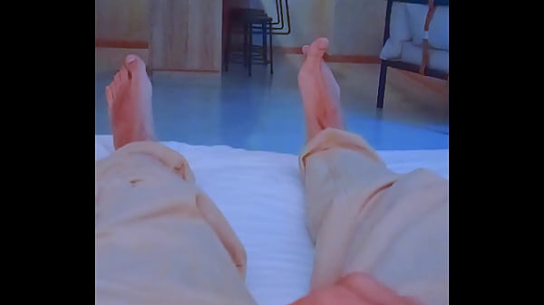 Big Booty College Girl jeździ na BBC: Wysokiej jakości scena POV