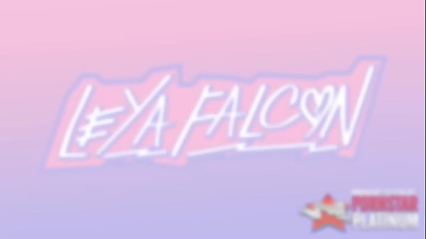 Blondynka Pickachu Leya Falcon & Justice w zdzirowatym Fuckomon!