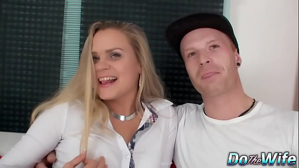 Cuckolding Wife Barra Brass Ass Fucked and Creampied przez czarnego ogiera
