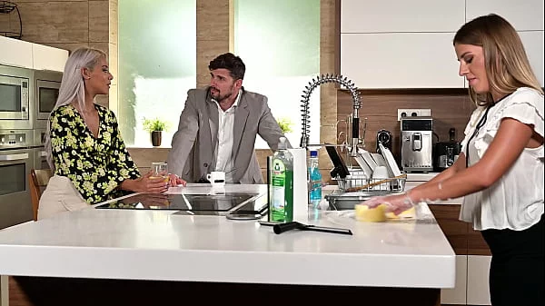 DARMOWA miękka scena – Veronica Leal przedstawia swoją sprzątaczkę w DP Gangbang Fun GP2852