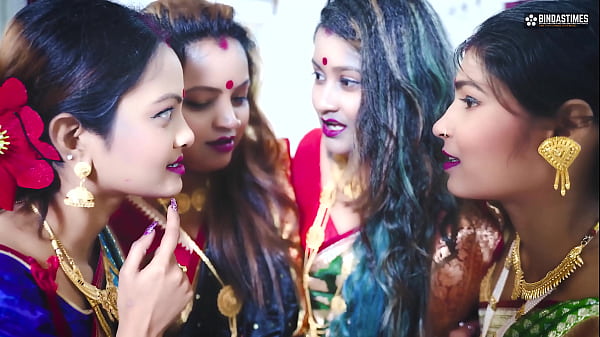 Desi Tharki Indian Jamindar Brothers dzielą się swoimi czterema żonami w tym samym czasie dla prawdziwego GangBang (Hindi Audio)