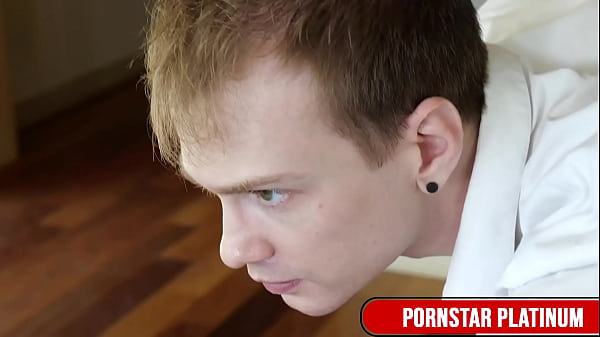 Dojrzała Melissa Lynn pozwala Alexowi Jettowi pieprzyć ją głęboko i surowo!