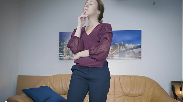 Głęboko w jej tyłku – Adelle