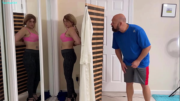 HORNY MILF DOSTAJE MASAŻ I ANALNE RUCHANIE 4K – TabithaXXX – JordanROCKSXXX