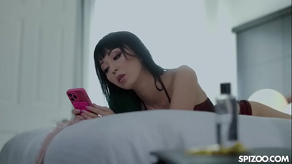 Japońska milf Marica w końcu otrzymuje najlepsze rżnięcie i twarz