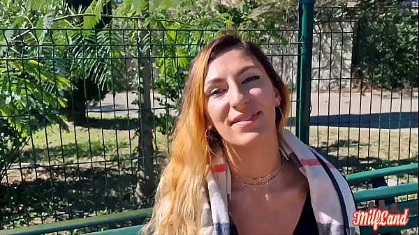 Kyara, Aude i Stella, trio niegrzecznych dziewczyn, dzielą się kutasem