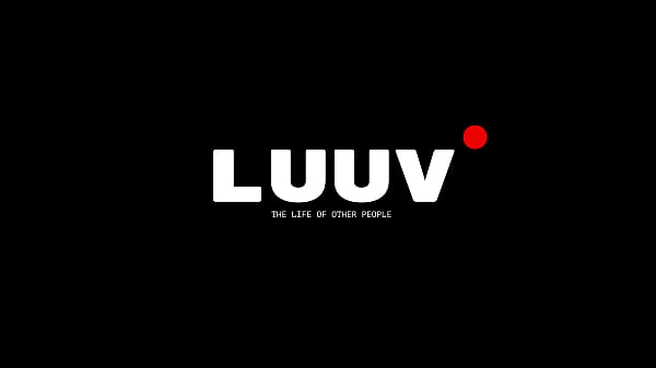 LUUV. Kareflore uwielbia dzielić się swoim codziennym życiem seksualnym przed kamerą ze swoimi obserwatorami