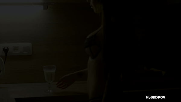 Niegrzeczna Rosjanka Sandra Luberc bierze ogromne warzywa we wszystkie swoje dziurki – Teaser 4K
