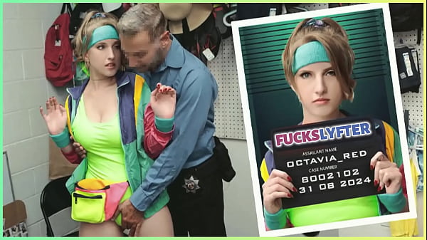 Octavia Red próbuje ukraść strój w stylu lat 80.