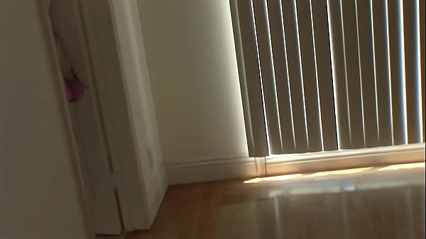 Oczywiście, jak większość dziwek porno, z biegiem czasu stała się nieco gapowata, ale oto seks…