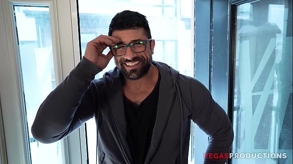 Pegas Productions – Bianca Fitcougar jest dojrzałą i wysportowaną kobietą