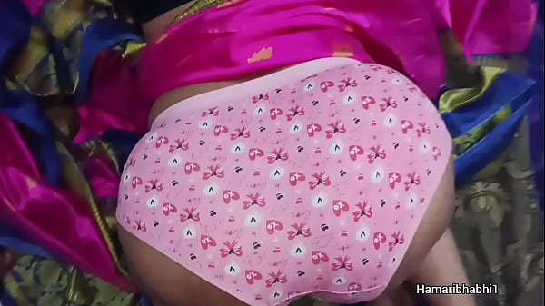 Prawdziwy indyjski seks desi bhabhi.