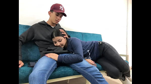 QUIET FRIEND REST – moja 18-letnia blond FRIEND czuje mojego kutasa w ustach