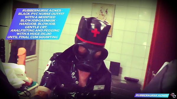 Rubbernurse Agnes – czarny strój pielęgniarki z PVC ze specjalną maską gazową do robienia loda – delikatne CBT, analfisting, handjob i wreszcie pegging z ogromnym dildo aż do wytrysku spermy