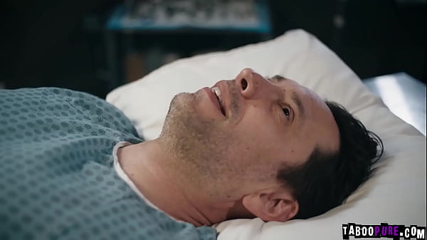 Tommy Pistol odzyskuje swojego kutasa, ale teraz musi wypełnić swoją połowę umowy, mając trójkąt z potworem i pielęgniarką