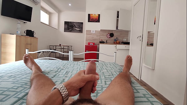 Very Myller – w pończochach kabaretkach otrzymuje wiele wytrysków w swojej cipce, pierdząc ogromne wytryski – 4K