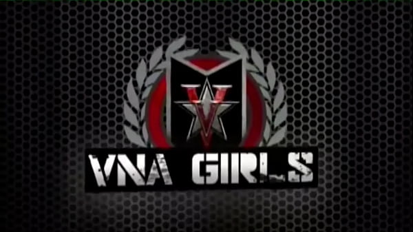 Victoria Banxxx i jej lesbijska kochanka Vicky Vette liżą swoje mufki!