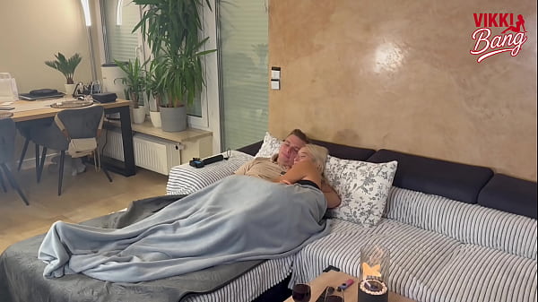 Vikki Bang – Private Time – Gorąca Polka potrzebuje cipki wypełnionej kremem