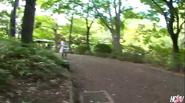 Wspaniała Yui Hatano ma swoją smaczną azjatycką cipkę wypełnioną spermą