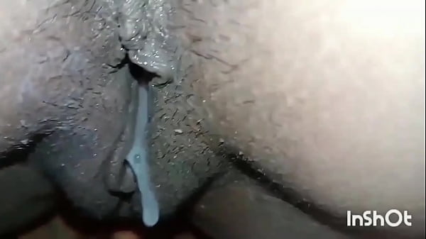 xxx wideo indyjskiej gorącej dziewczyny janvibhabhi, janvibhabhi bhabhi została zerżnięta przez swojego chłopaka z sąsiedztwa, gdy była sama w sypialni