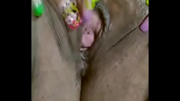 Zbliżenie Kataleya mokra cipka masturbacja