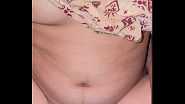 Zostałem zaproszony przez matkę mojego przyjaciela, która jest wdową, do jej domu.